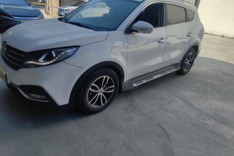 东风风光 风光580 2017款 1.5T CVT智尚型局部细节36