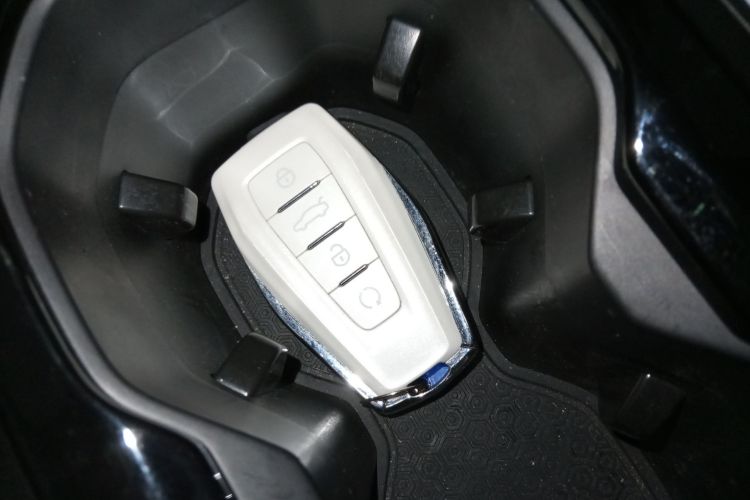 吉利汽车 吉利牛仔 2025款 1.5TD 趣野版中控内饰11