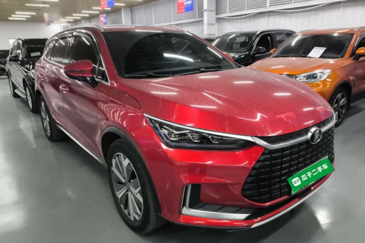 比亚迪 唐新能源 2021款 EV 长续航版尊荣型车身外观3