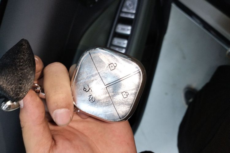 宝骏悦也Plus 2025款 智尊版 5座中控内饰11