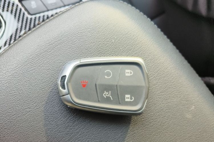 凯迪拉克XT5 2022款 2.0T 四驱尊贵型中控内饰7001