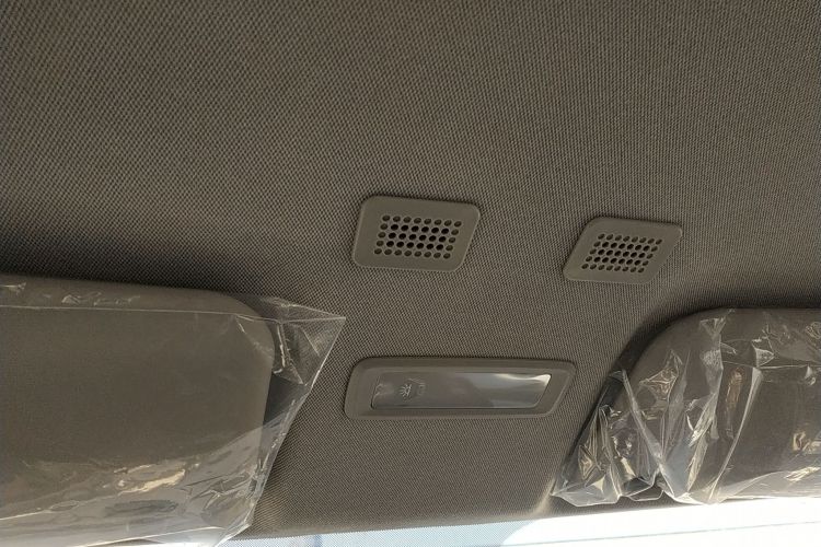 吉利银河 2025款 210km 熊猫卡丁中控内饰22