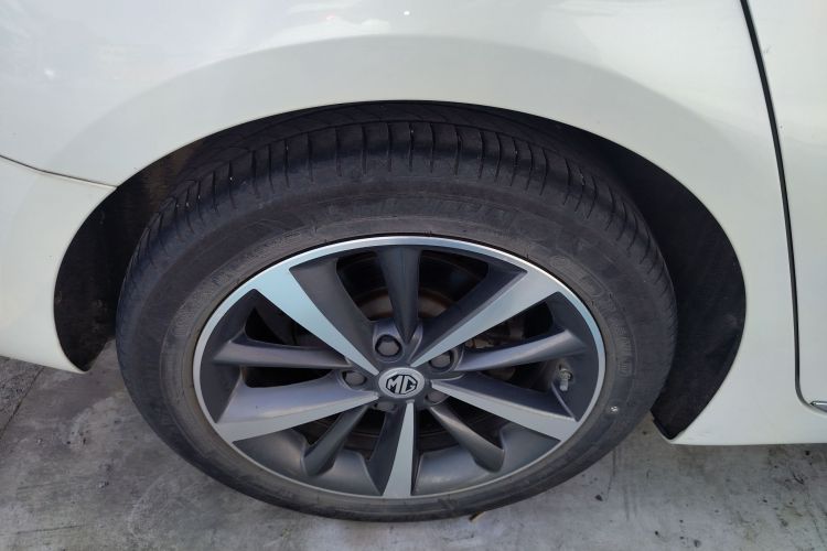 名爵 MG6 2019款 20T 自动运动版车身外观6002