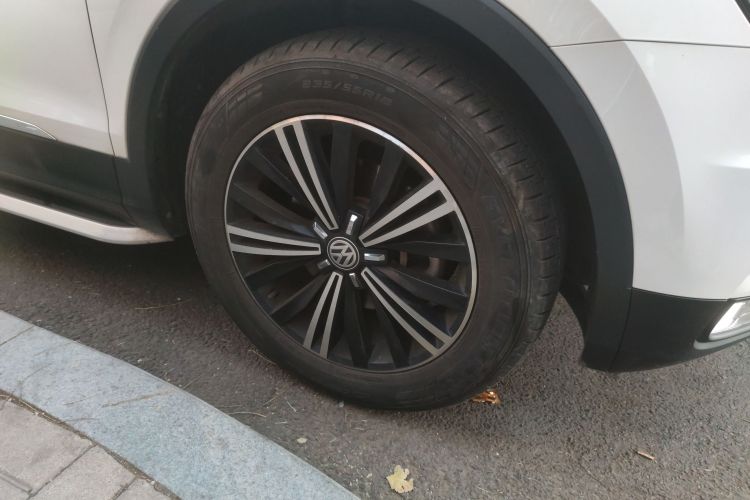 大众 途观L 2018款 380TSI 自动四驱豪华版车身外观10