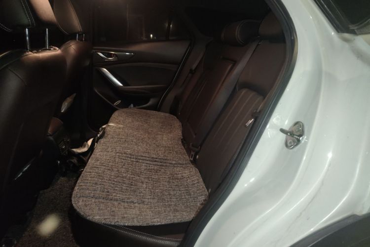 马自达CX-4 2016款 2.0L 自动两驱蓝天品位版中控内饰21