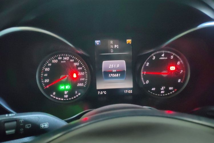 奔驰GLC 2017款 GLC 200 4MATIC中控内饰14