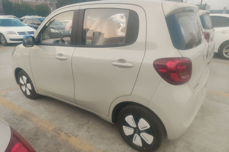 五菱汽车 宏光MINIEV 2025款 四门版 进阶款车身外观4