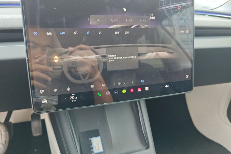 特斯拉 Model 3 2023款 后轮驱动版局部细节16