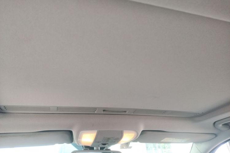 奔驰C级 2013款 C 180 经典型 Grand Edition局部细节22