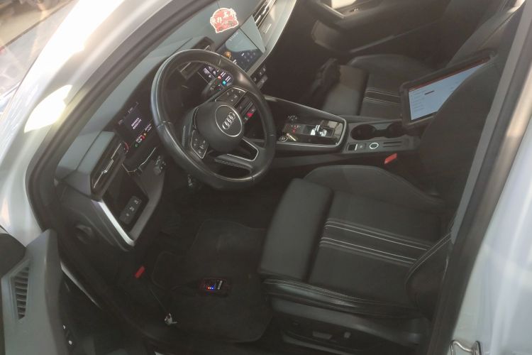 奥迪A3 2023款 改款 A3L Limousine 35 TFSI 时尚运动型中控内饰19