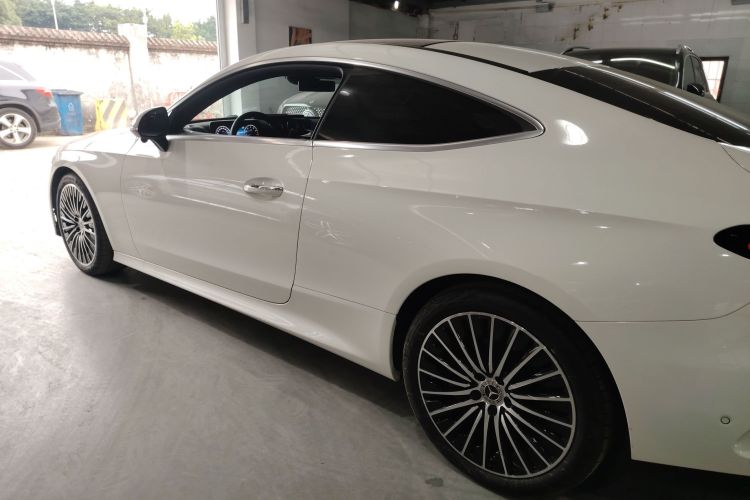 奔驰CLE 2024款 CLE 300 4MATIC 动感型轿跑车车身外观6003