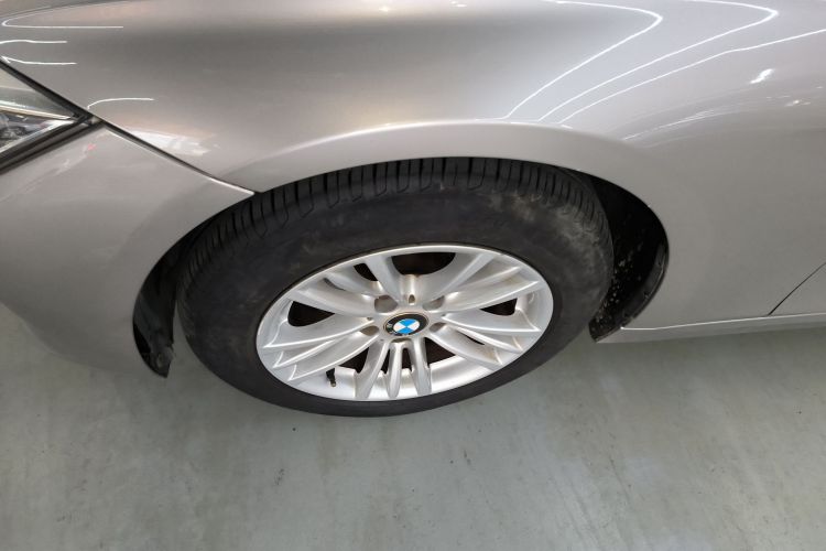 宝马3系 2015款 316Li 时尚型车身外观6007