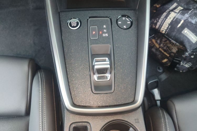 奥迪A3 2023款 A3L Limousine 35 TFSI 时尚运动型中控内饰18