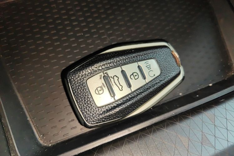 吉利汽车 星瑞 2023款 1.5TD 昆仑版中控内饰7001