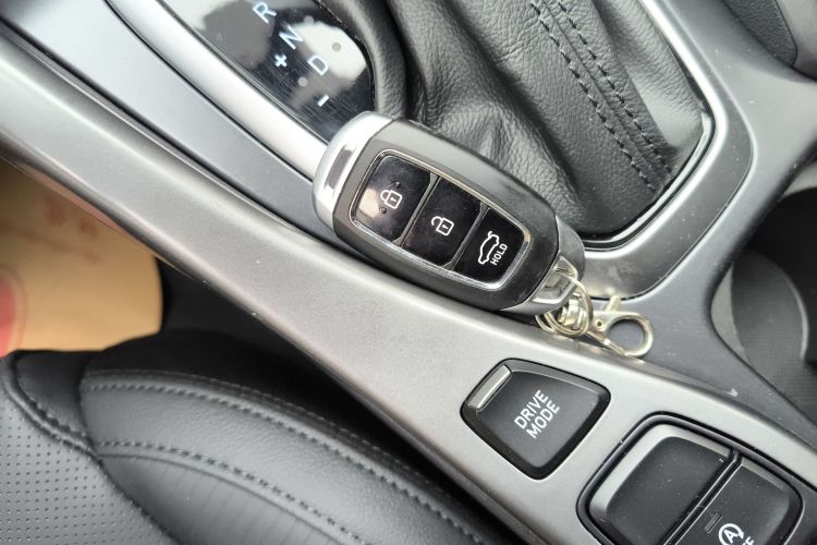 现代 菲斯塔 2021款 280TGDi DLX豪华版中控内饰7001