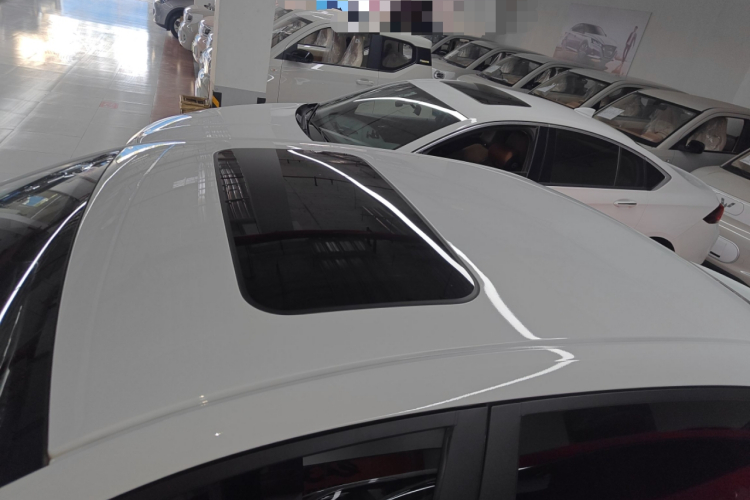 吉利汽车 帝豪 2023款 第4代冠军版 1.5L CVT尊贵型局部细节57