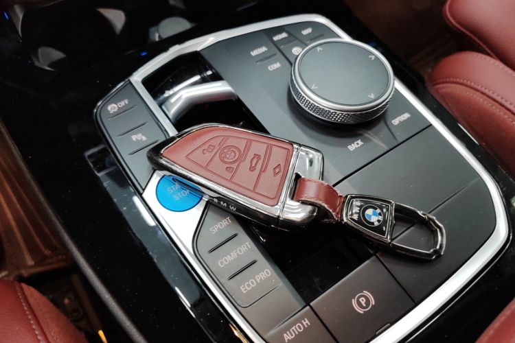 宝马iX3 2024款 领先型中控内饰11