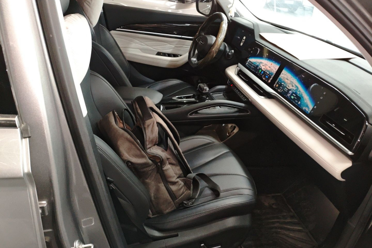 吉利汽车 星越L 2023款 2.0TD 高功自动两驱旗舰型局部细节41