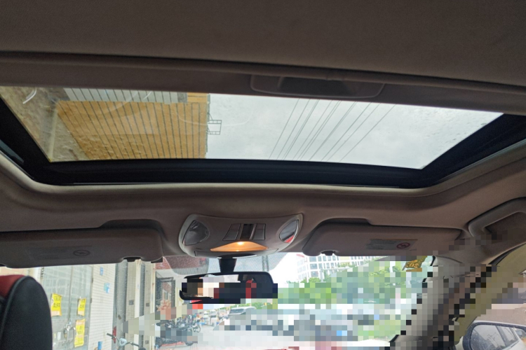 广汽传祺 传祺GS5 Super 2015款 2.0L 自动两驱豪华导航版局部细节22