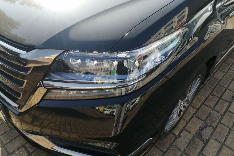 本田 艾力绅 2019款 2.0L 混动豪华版局部细节36