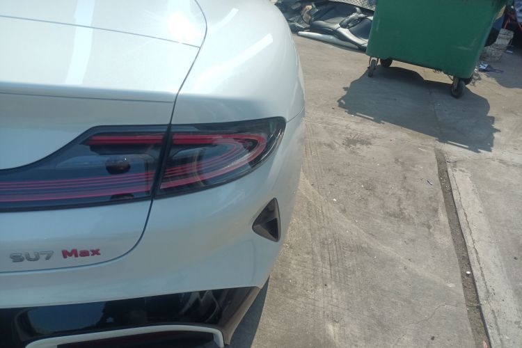 小米汽车 小米SU7 2024款 四驱Max创始版车身外观9