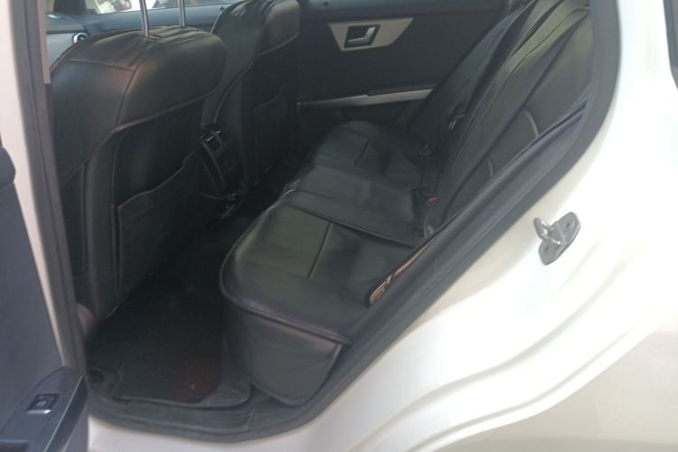 奔驰GLK级 2013款 GLK 300 4MATIC 动感天窗型中控内饰21