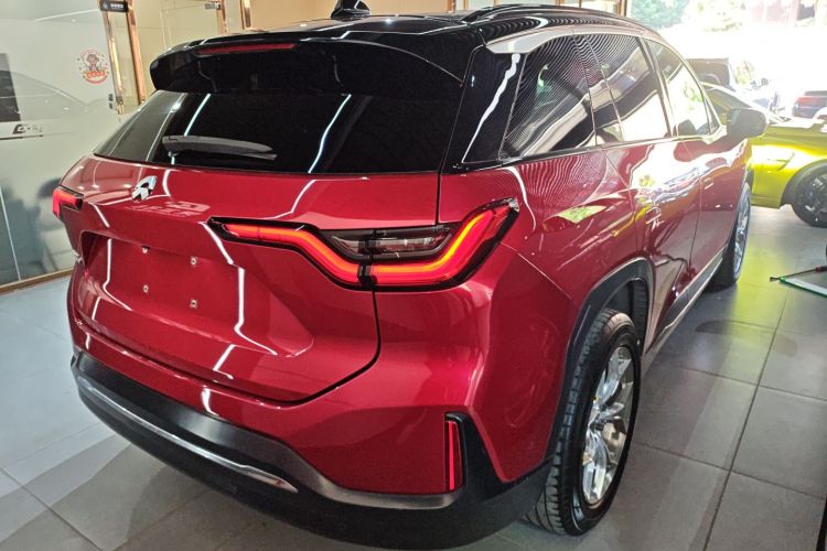 蔚来ES6 2020款 490KM 运动版车身外观7