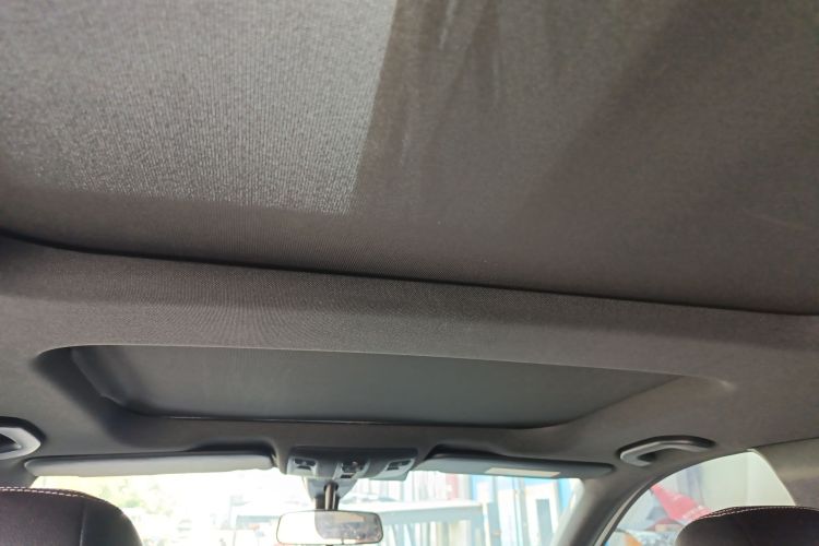 奔驰B级 2015款 B 200 动感型局部细节22