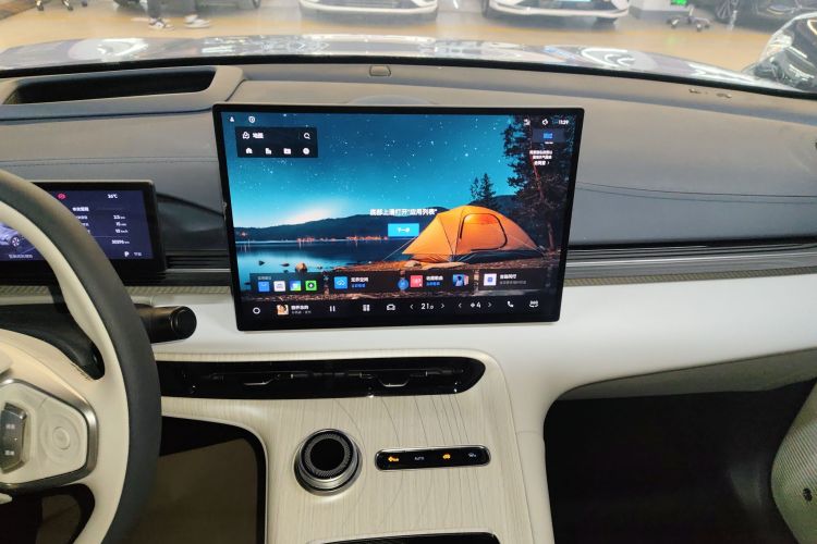 吉利银河 银河E5 2024款 530km 探索+版中控内饰16