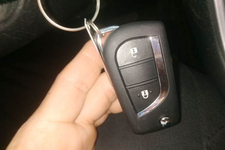 丰田 威兰达 2022款 2.0L CVT两驱领先版中控内饰11