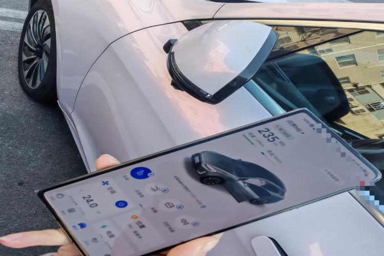 鸿蒙智行 问界M5 2022款 增程四驱旗舰版中控内饰11