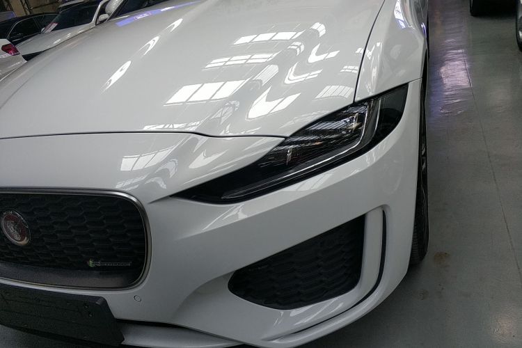 捷豹XEL 2022款 2.0T 250PS R-DYNAMIC S进取运动版局部细节36