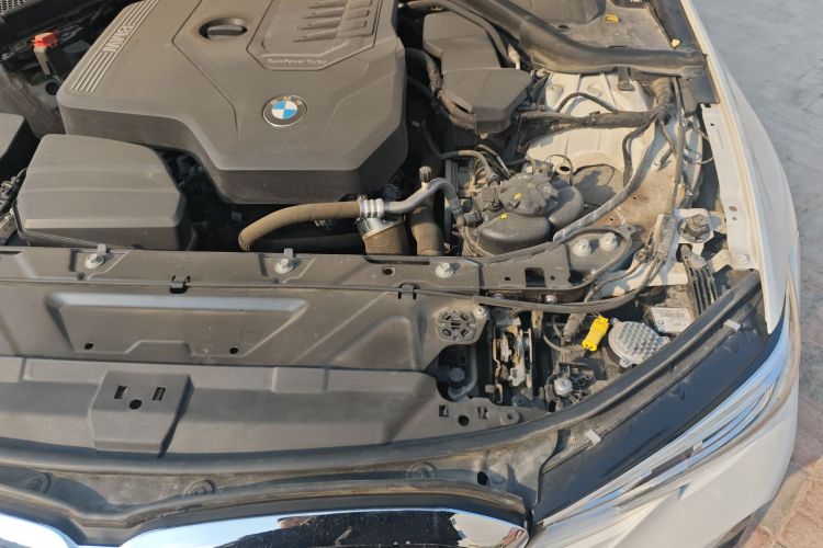 宝马3系 2022款 改款 325Li M运动套装局部细节9007