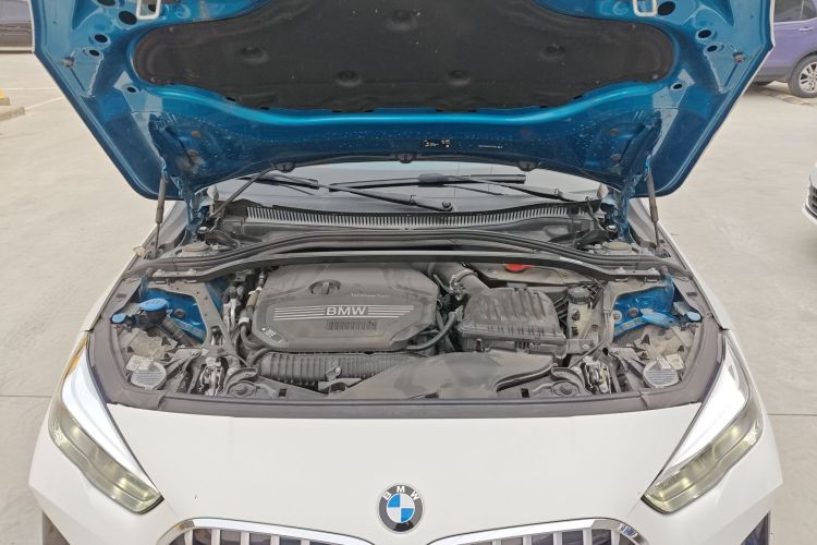 宝马2系(进口) 2021款 225i 四门轿跑车 M运动套装机舱底盘24