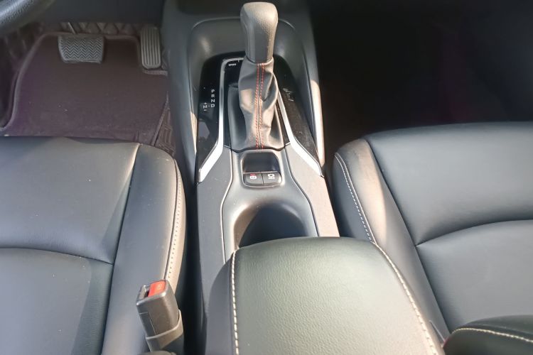 丰田 卡罗拉 2021款 1.2T S-CVT精英PLUS版局部细节18