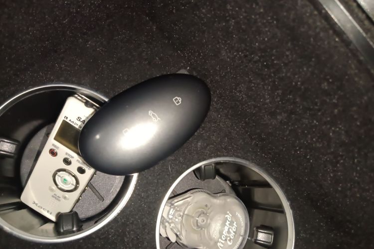 飞凡汽车 飞凡R7 2023款 后驱屏霸Pro版中控内饰11