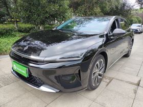 宝骏享境 2025款 插混 140km豪华版