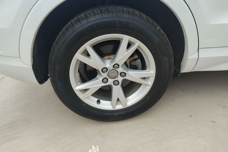 奥迪Q3 2018款 30周年年型 30 TFSI 时尚型车身外观6008