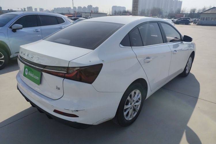 荣威i5 2026款 1.5L CVT豪华版车身外观7