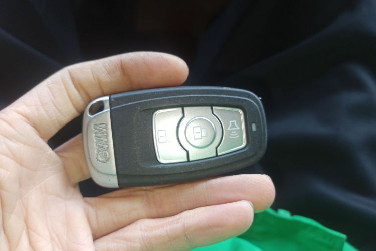 哈弗H6 2014款 运动版 1.5T 手动两驱精英型中控内饰11