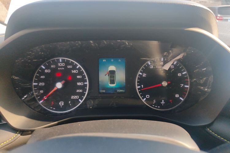 荣威i5 2021款 1.5L 手动铂金版中控内饰14