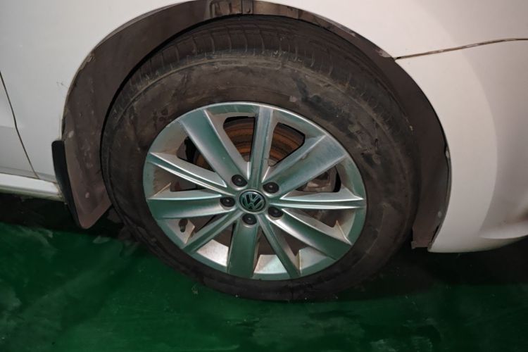 大众 Polo 2014款 1.4L 自动舒适版车身外观10