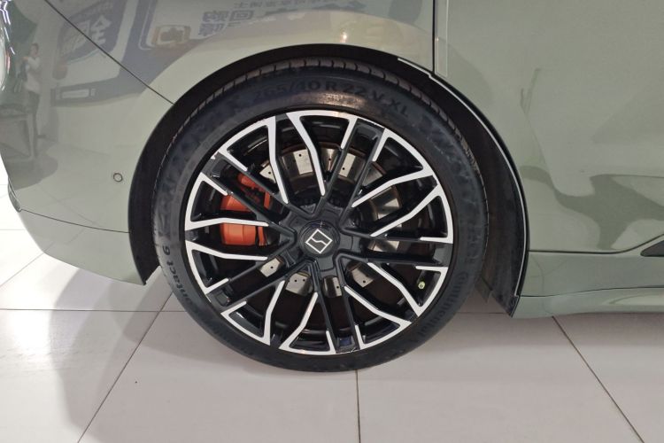 极氪001 2024款 YOU版 100kWh 四驱车身外观6008