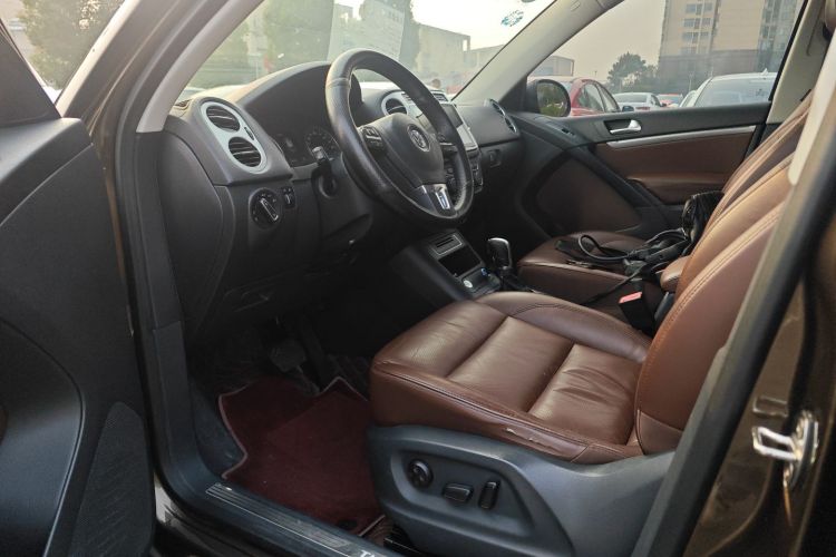 大众 途观 2015款 1.8TSI 自动两驱豪华型中控内饰20