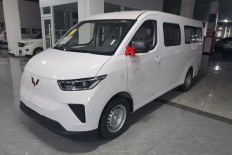 五菱汽车 五菱扬光 2025款 400km 客车版舒适型