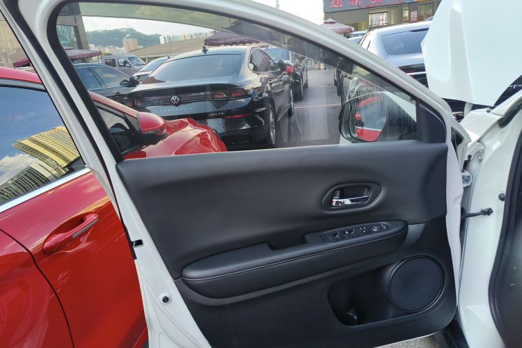 本田 缤智 2017款 1.5L CVT两驱舒适型中控内饰47