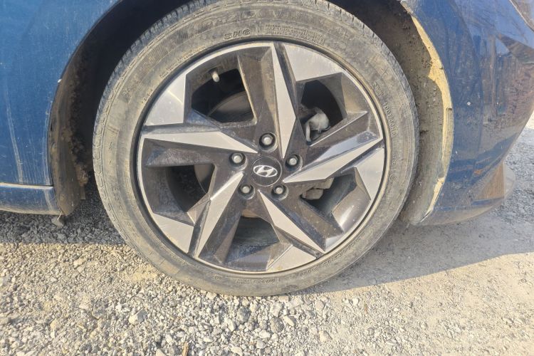 现代 伊兰特 2021款 1.5L CVT GLX精英版车身外观10