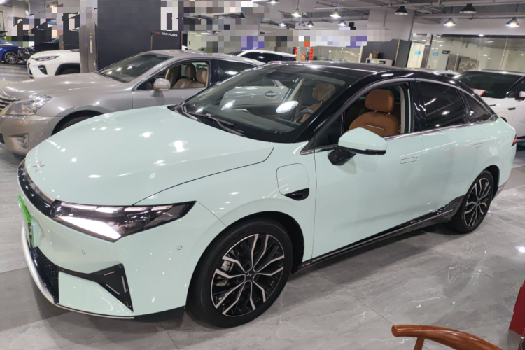 小鹏P5 2021款 550E车身外观6003