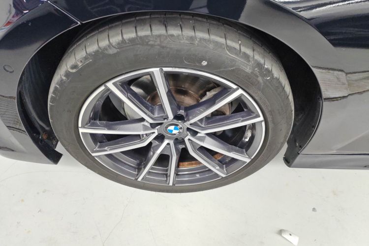 宝马3系 2021款 325Li M运动套装车身外观6001