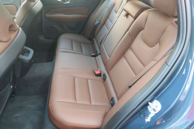 沃尔沃V60 2024款 B5 智远豪华版中控内饰21